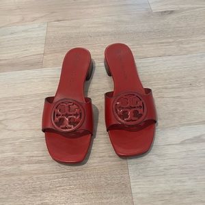Tory Burch Red slides with kitten heel. Size 8 m